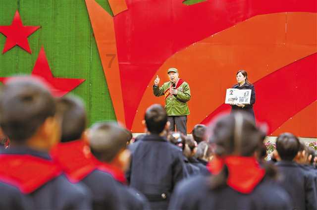 宋祖英：56岁，24次春晚，她如今过得怎样？连周杰伦只能陪衬！